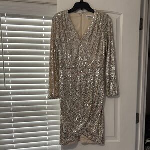Sequin V-Neck Dress in Silver